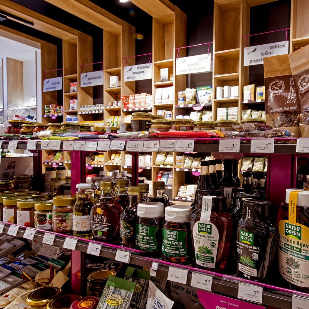 maisto prekiu parduotuve 1